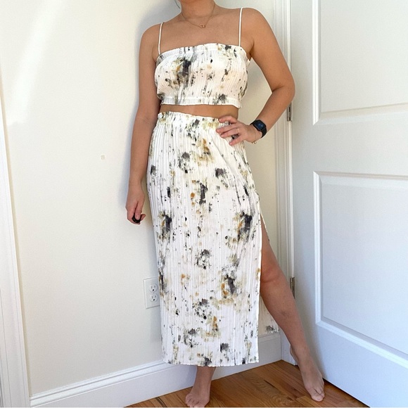 Two Piece Pleated Top & Skirt Set - Picture 2 of 7